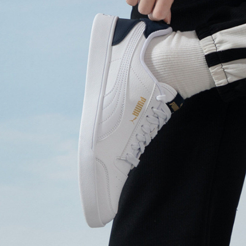 プーマ ミッド ロートップ クラシック ファッション 快適  - Puma Shoes Suede Classic のレビューと価格