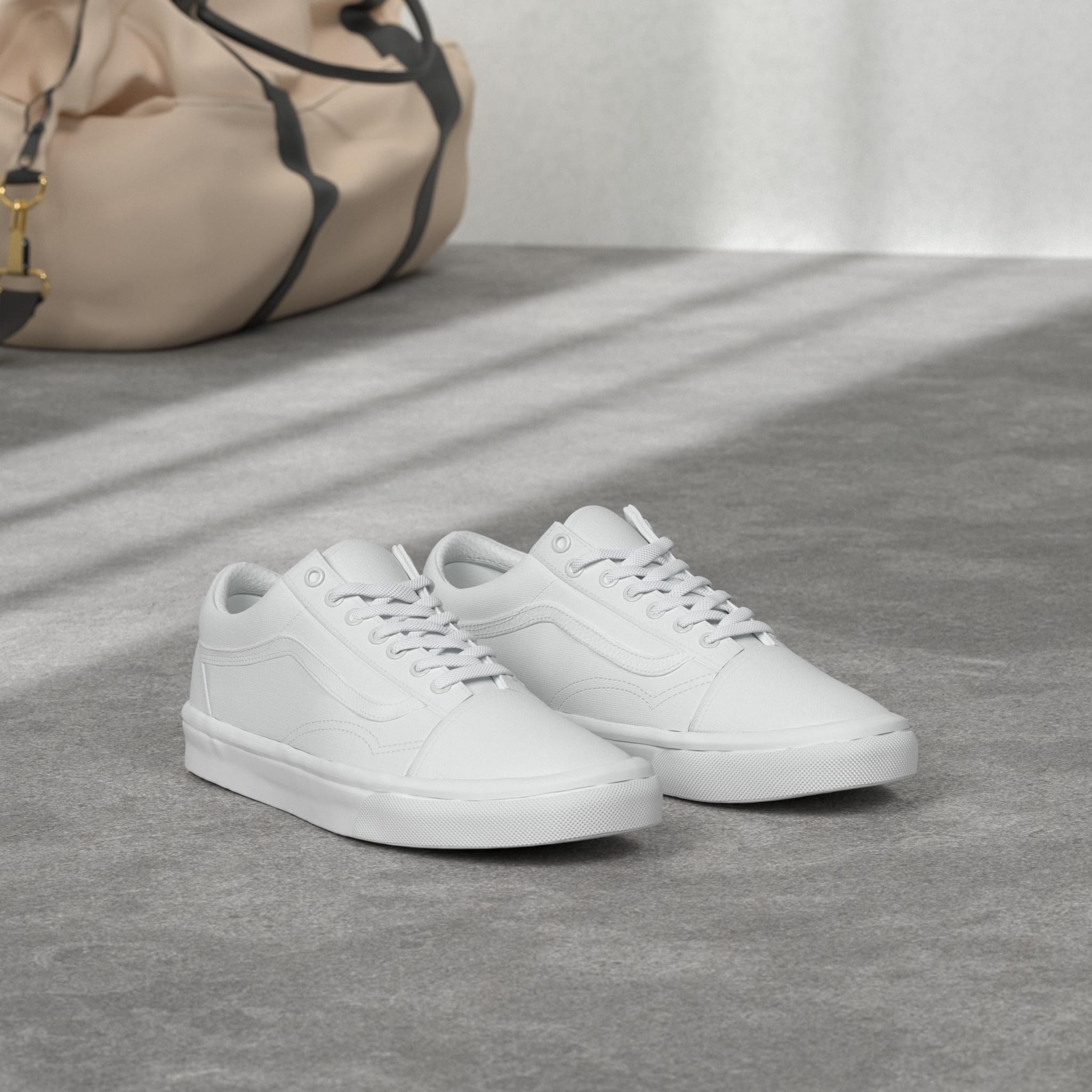 Vans ユニセックス 大人用 オールドスクール スニーカー - Vans Shoes Old Skool のレビューと価格