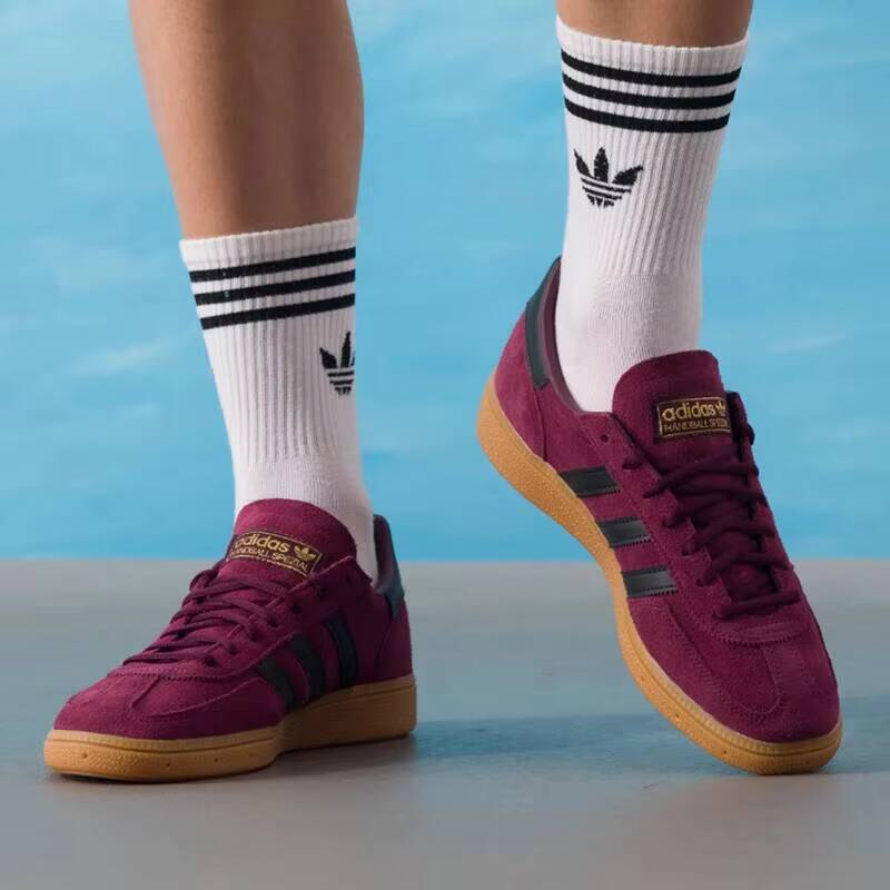 アディダス サンバ トレフォイル ユニセックス ロートップ  - Adidas Shoes Gazelle のレビューと価格